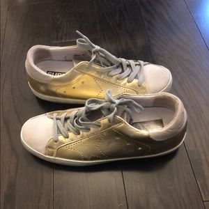 Golden Goose Superstar Woman’s Sneakers